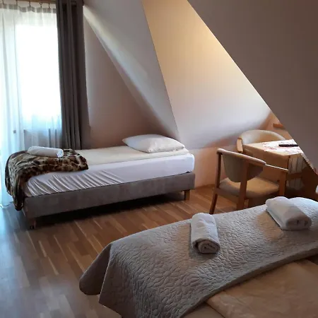 Małgosia - 10 Minut Na Piechotę Do Term Bania Ośrodek wypoczynkowy