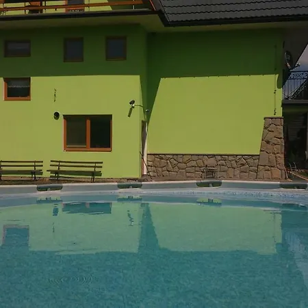 Malgosia - 10 Minut Na Piechote Do Stoku Narciarskiego I Basenow Termalnych Bania Resort Białka